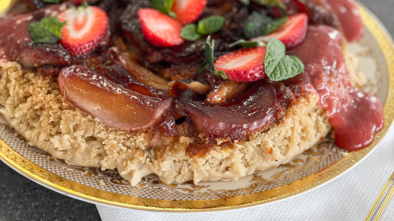 Vegan Apple Cake with Strawberry Jam